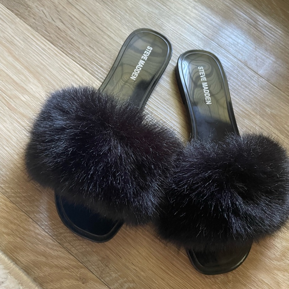 Steve Madden Black Faux Fur Slide Mules